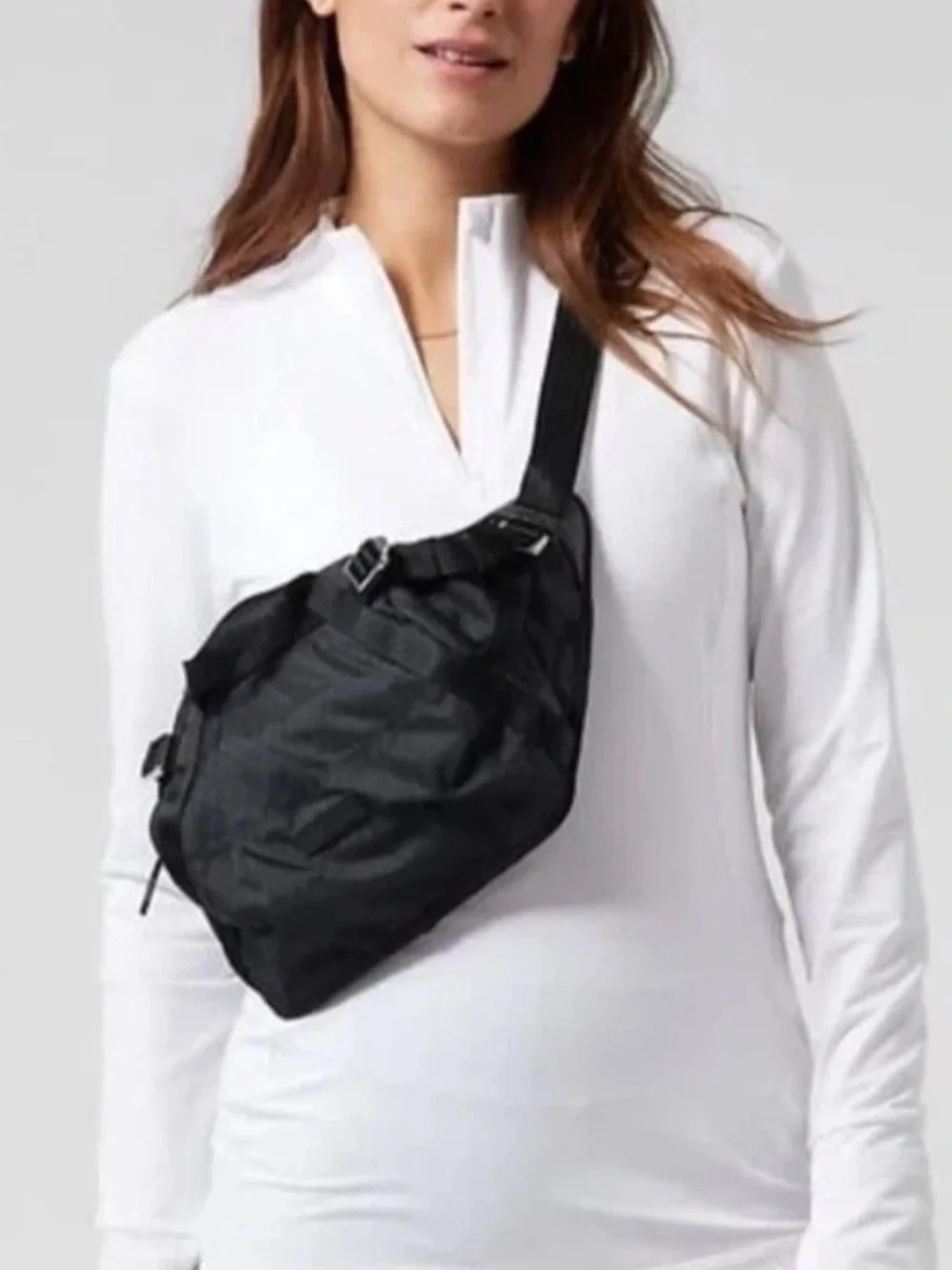 NEW Athleta Black Excursion Large Crossbody Belt Bag